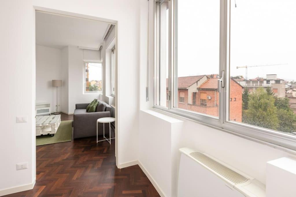 Апартаменты Elegante Bilocale Porta Genova - Mirable Pm Милан Экстерьер фото