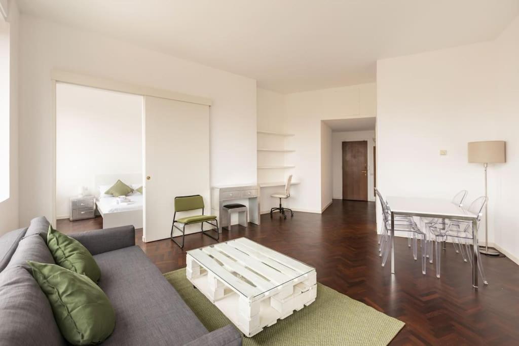 Апартаменты Elegante Bilocale Porta Genova - Mirable Pm Милан Экстерьер фото